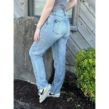 Load image into Gallery viewer, Judy Blue~Dad Jeans