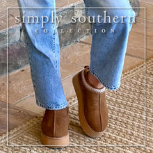 Load image into Gallery viewer, Brown Platform Slipper by Simply Southern
