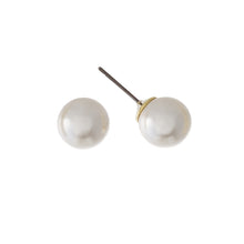 Load image into Gallery viewer, Pearl Stud Earrings Gold 8mm

