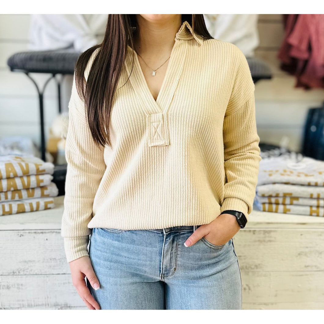 Knit V-Neck Cream ~Simply Southern