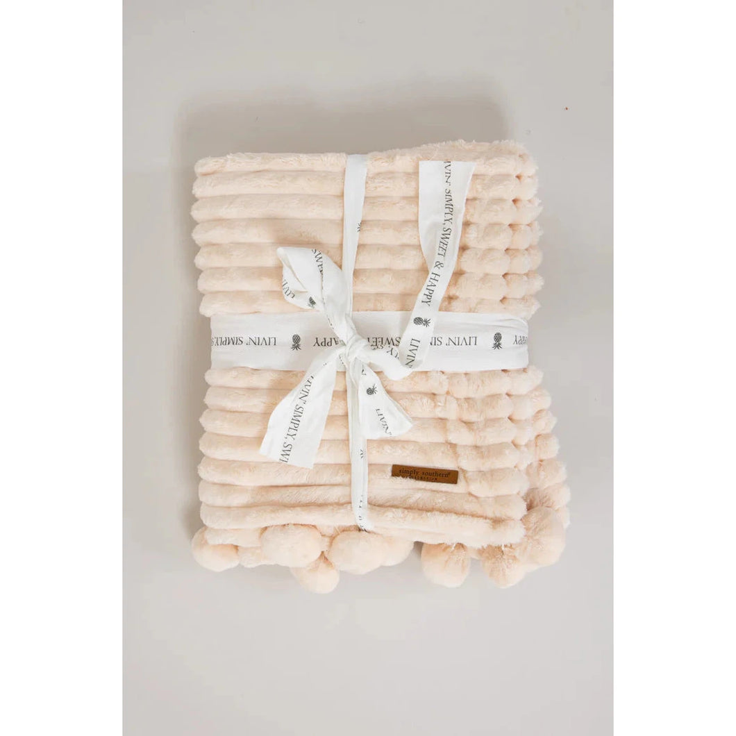 Cuddly Luxe Blanket Snow~ Simply Southern