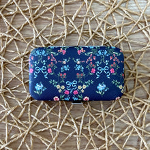 Load image into Gallery viewer, 6-in-1 Nail Care Kit by Simply Southern~Navy Flower
