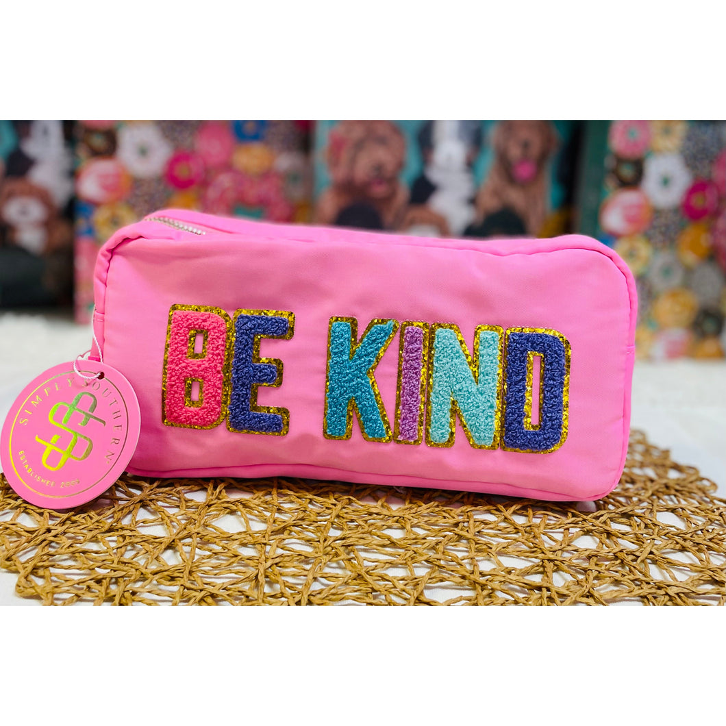 Sparkle Bag Case By Simply Southern ~Be Kind
